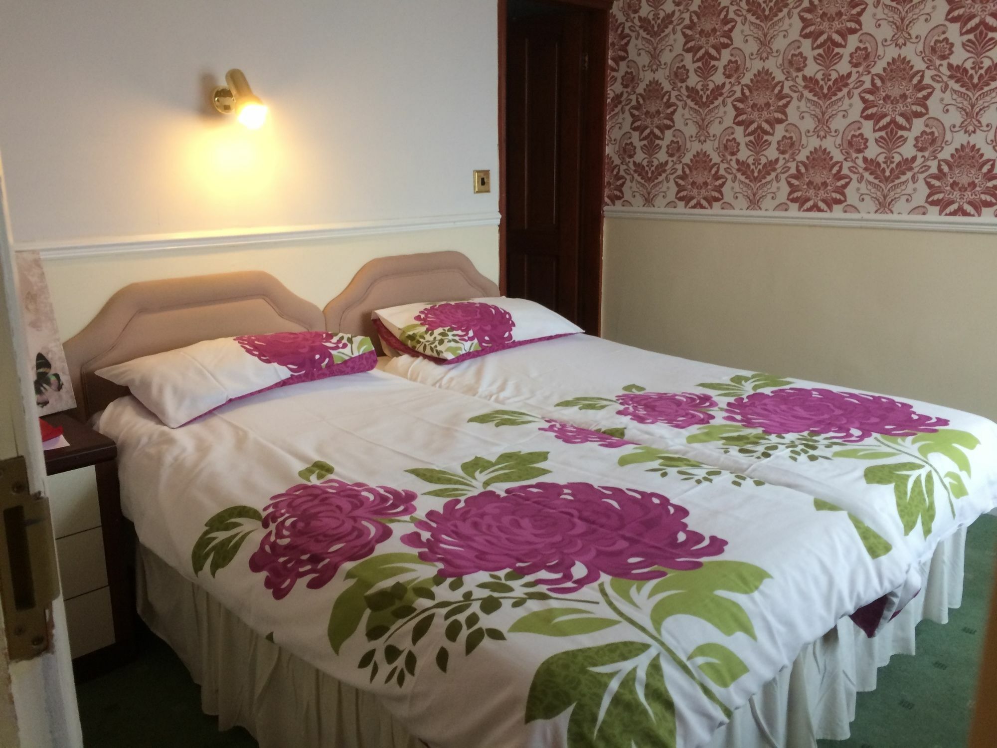 Chatley Court Guest House Bridlington Dış mekan fotoğraf